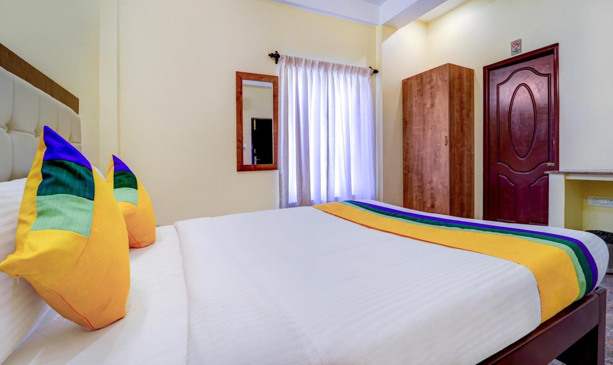 Itsy Hotels Prakasam Residency Ποντισερί Εξωτερικό φωτογραφία