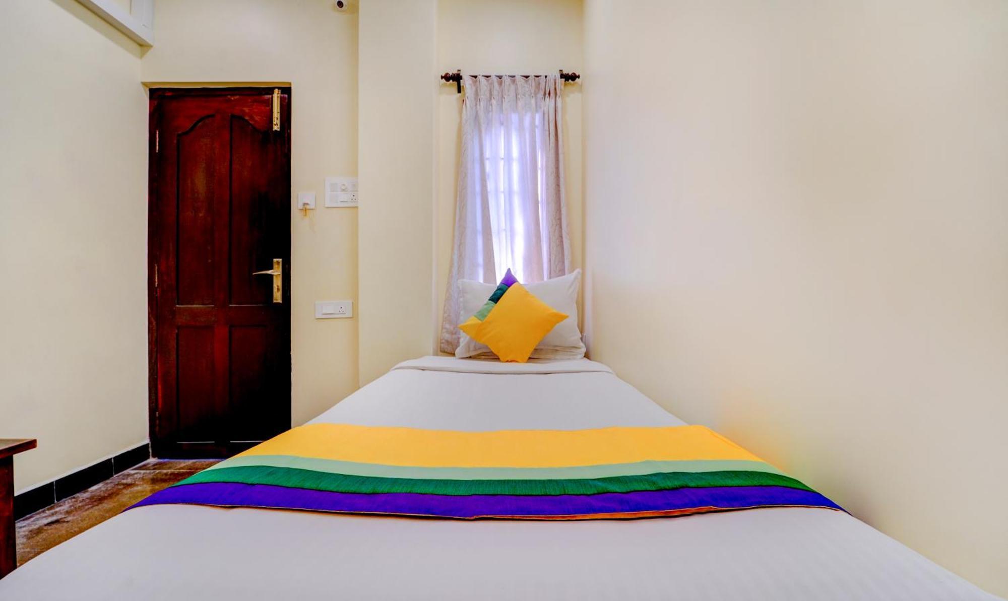 Itsy Hotels Prakasam Residency Ποντισερί Εξωτερικό φωτογραφία
