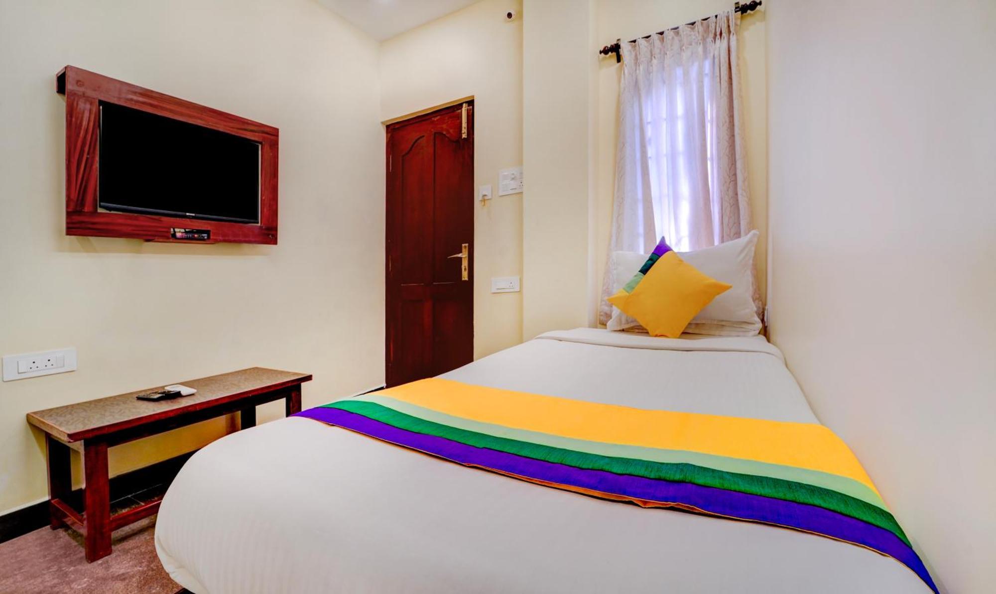 Itsy Hotels Prakasam Residency Ποντισερί Εξωτερικό φωτογραφία