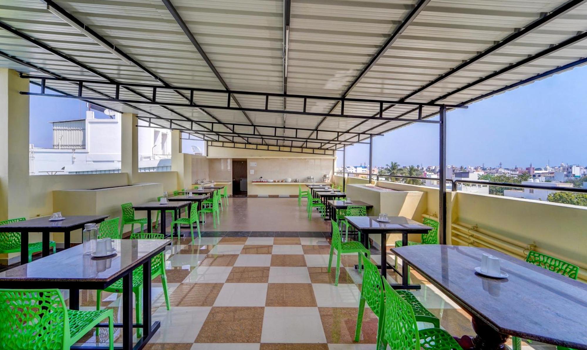Itsy Hotels Prakasam Residency Ποντισερί Εξωτερικό φωτογραφία