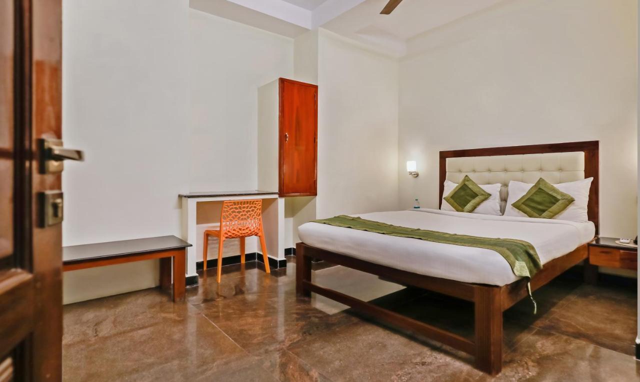 Itsy Hotels Prakasam Residency Ποντισερί Εξωτερικό φωτογραφία